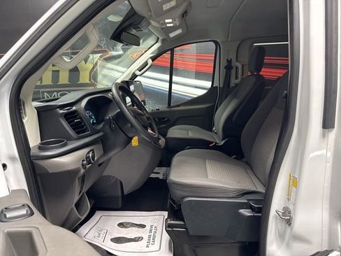 Used 2023 Ford Transit 350 XLT RWD image 5