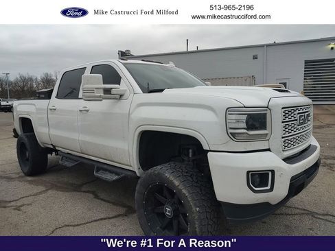 Used 2019 GMC Sierra 3500 Denali w/ Duramax Plus Package image 1