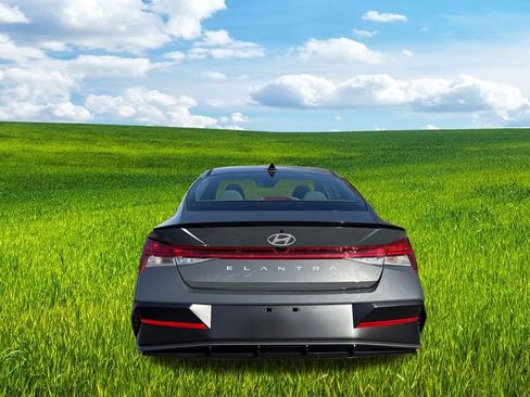 New 2026 Hyundai Elantra SEL Sport Premium FWD image 8
