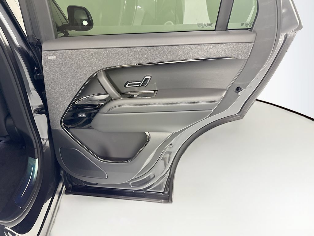New 2026 Land Rover Range Rover Sport Dynamic SE AWD/4WD image 27