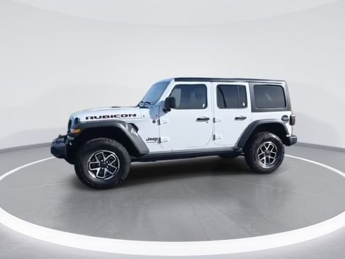Used 2024 Jeep Wrangler Unlimited Rubicon image 4