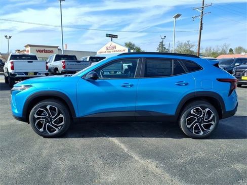 New 2026 Chevrolet Trax RS w/ Driver Confidence Package image 8