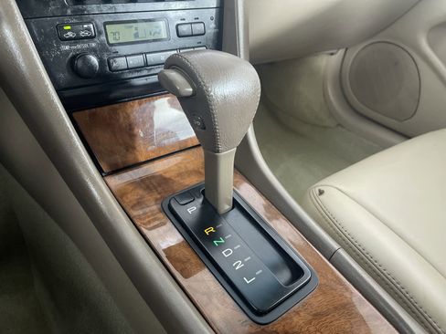 Used 1998 Lexus ES 330 image 18