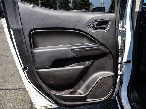 Used 2017 Chevrolet Colorado LT image 35