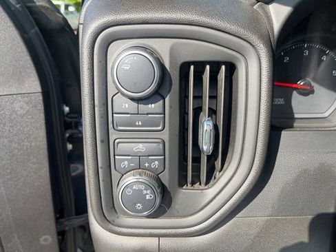 Used 2022 Chevrolet Silverado 2500 Custom w/ Gooseneck/5TH Wheel Package AWD/4WD image 18