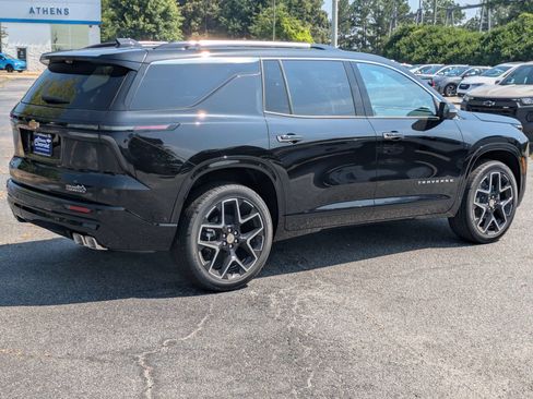 New 2026 Chevrolet Traverse High Country FWD image 4