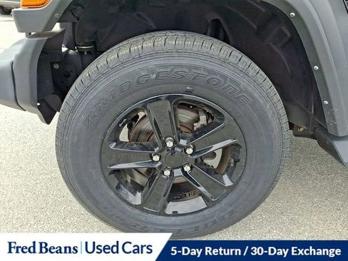 Used 2021 Jeep Wrangler Unlimited Sport w/ Technology Group image 30