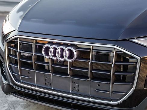 Used 2023 Audi Q8 Premium w/ Convenience Package image 6