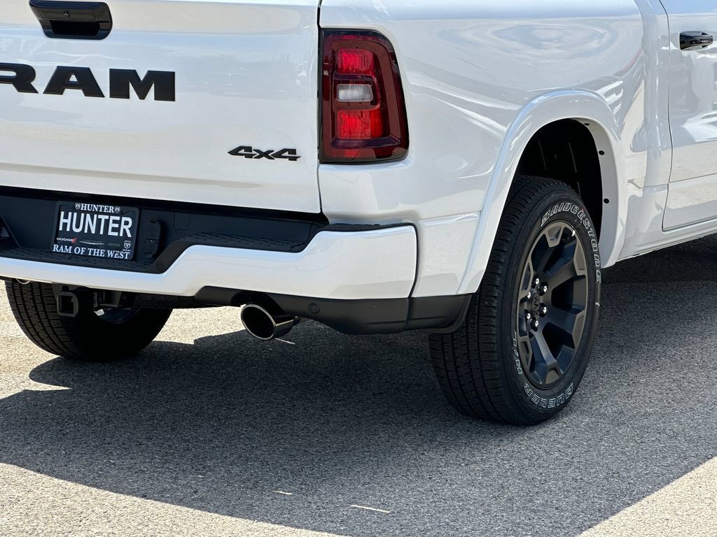 New 2026 RAM 1500 Big Horn w/ Night Edition AWD/4WD image 8
