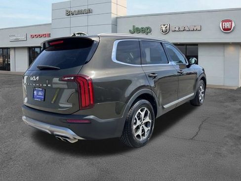 Used 2022 Kia Telluride EX FWD image 3