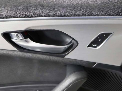 Used 2022 Acura TLX image 32