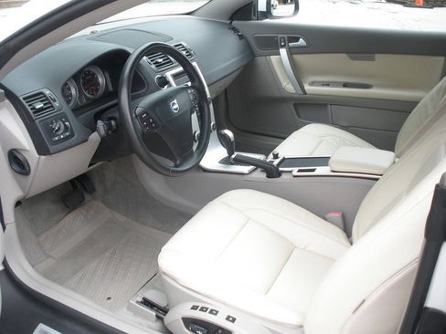 Used 2011 Volvo C70 T5 w/ Convenience Pkg FWD image 29