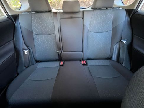 Used 2025 Toyota RAV4 XLE image 39