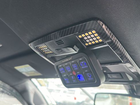 Used 2023 Toyota Tacoma TRD Off-Road w/ Technology Package image 11