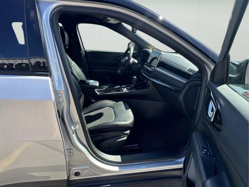 Used 2025 Jeep Compass Trailhawk image 41