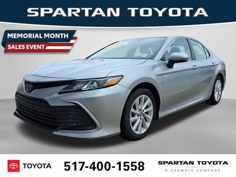 Used 2023 Toyota Camry LE FWD image 1