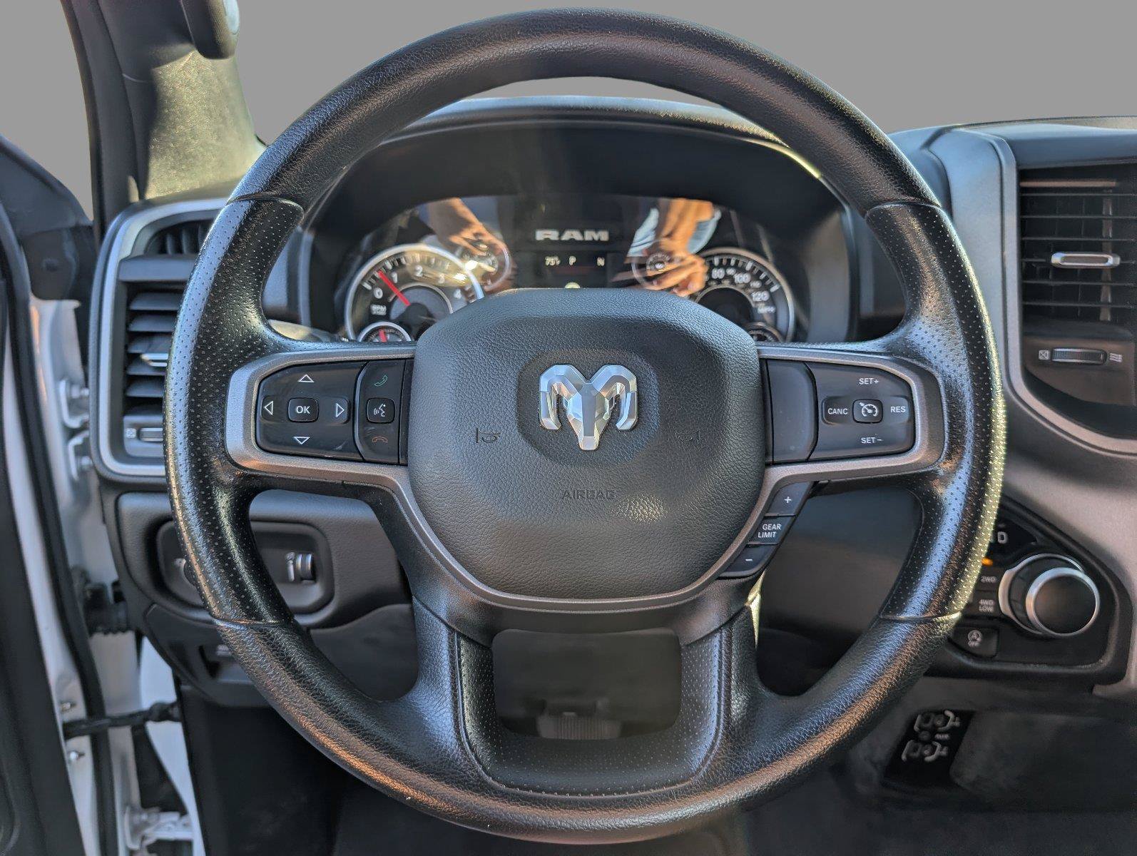 Used 2024 RAM 1500 Tradesman AWD/4WD image 27