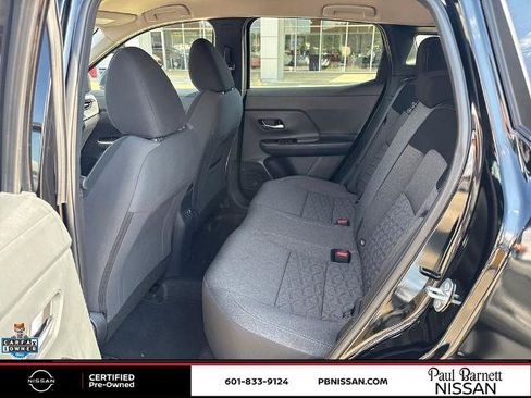 Certified 2025 Nissan Kicks SV w/ Charging Package FWD image 26