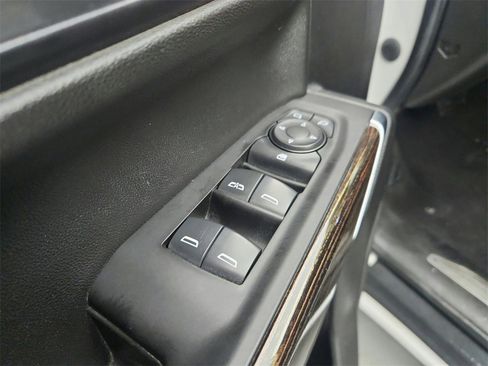 Used 2021 GMC Sierra 1500 Elevation image 18