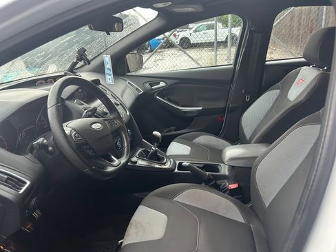 Used 2018 Ford Focus ST image 8