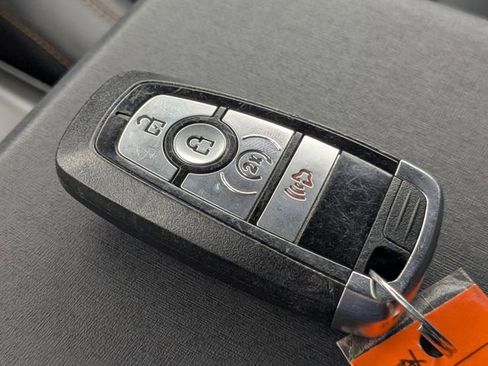 Used 2023 Ford Bronco Badlands w/ Sasquatch Package image 30