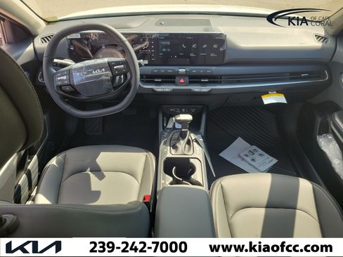 New 2026 Kia K4 EX FWD image 16
