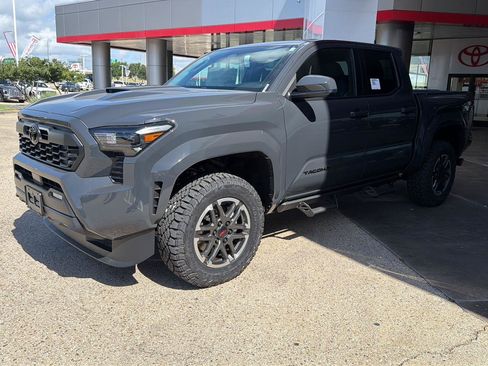New 2026 Toyota Tacoma TRD Sport AWD/4WD image 3