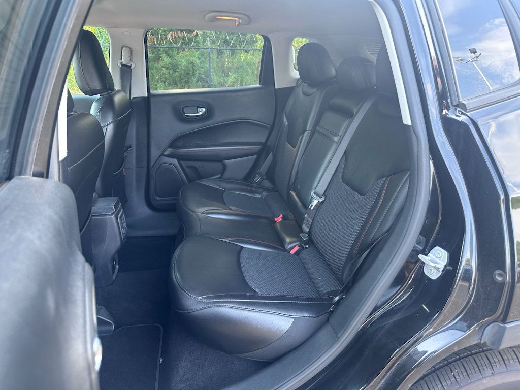 Used 2019 Jeep Compass Trailhawk AWD/4WD image 9