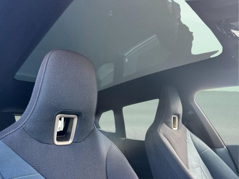 Used 2024 BMW iX xDrive50 image 17