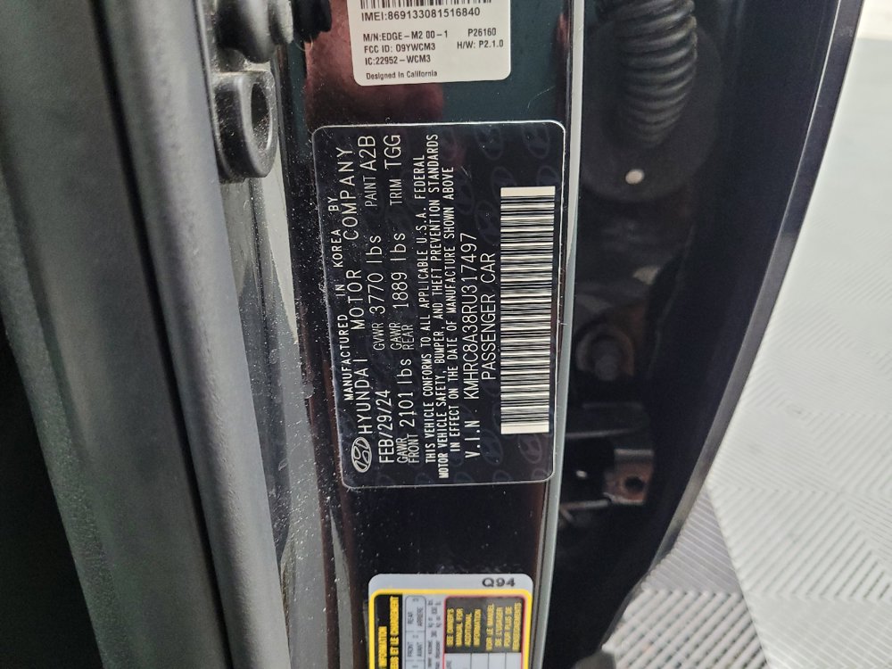 Used 2024 Hyundai Venue SEL FWD image 33