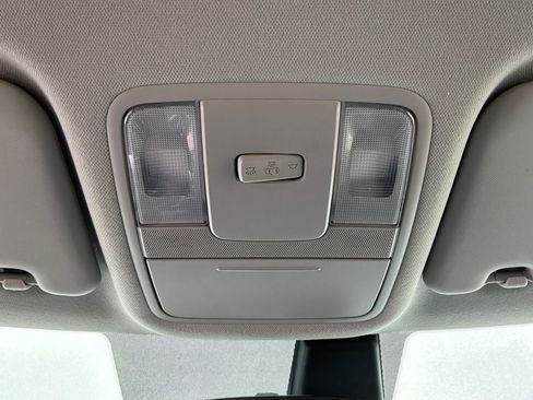 Used 2025 Kia Soul LX w/ LX Technology Package FWD image 15