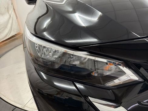 Used 2025 Nissan Sentra SV image 10