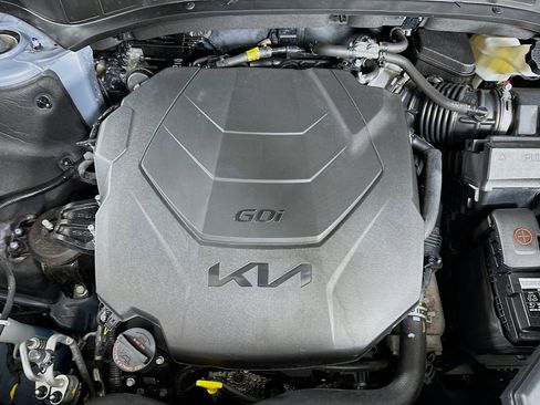 Used 2025 Kia Telluride S AWD/4WD image 35