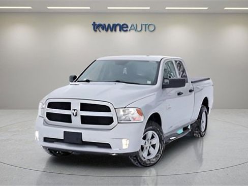 Used 2018 RAM 1500 Express image 9