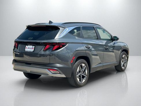 Used 2026 Hyundai Tucson SEL FWD image 5