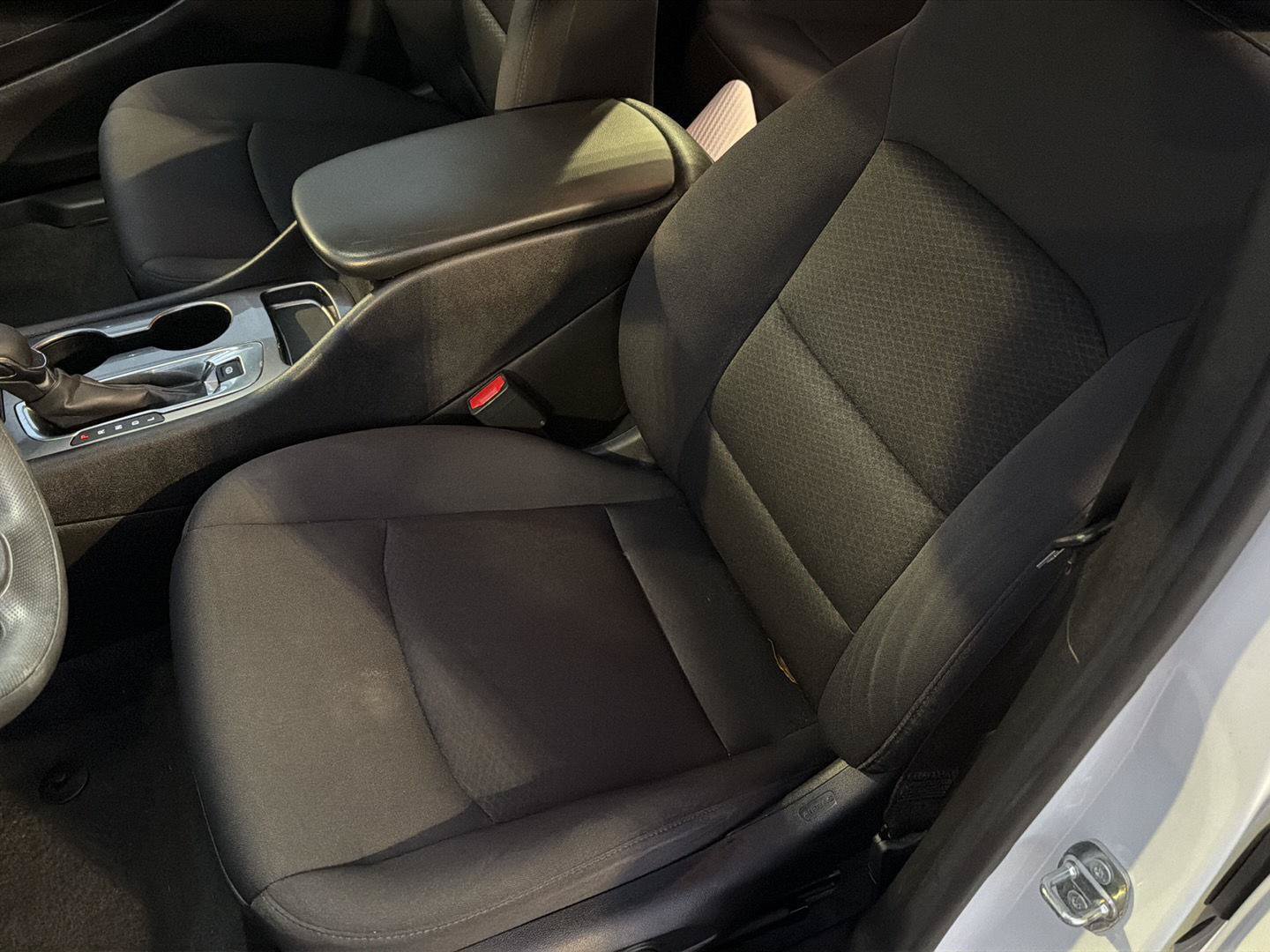Used 2023 Chevrolet Malibu LS FWD image 29