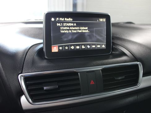 Used 2015 MAZDA MAZDA3 s Grand Touring FWD image 16