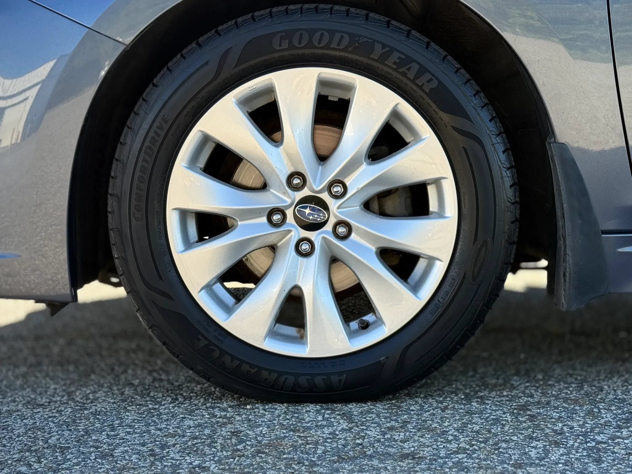 Used 2017 Subaru Legacy 2.5i Premium AWD/4WD image 29
