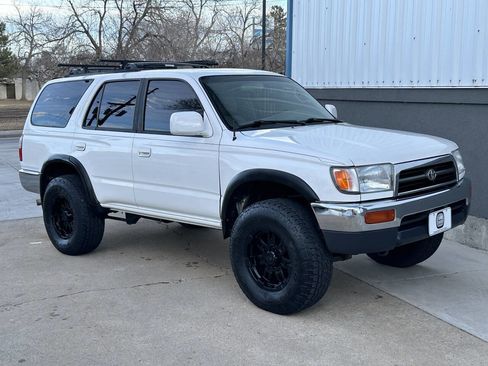 Used 1998 Toyota 4Runner SR5 image 23