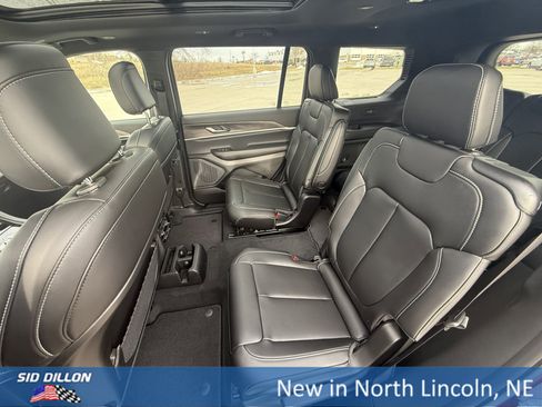 New 2025 Jeep Grand Cherokee L Limited image 15