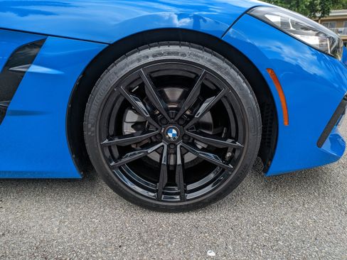 Used 2022 BMW Z4 sDrive30i w/ M Sport Package RWD image 11