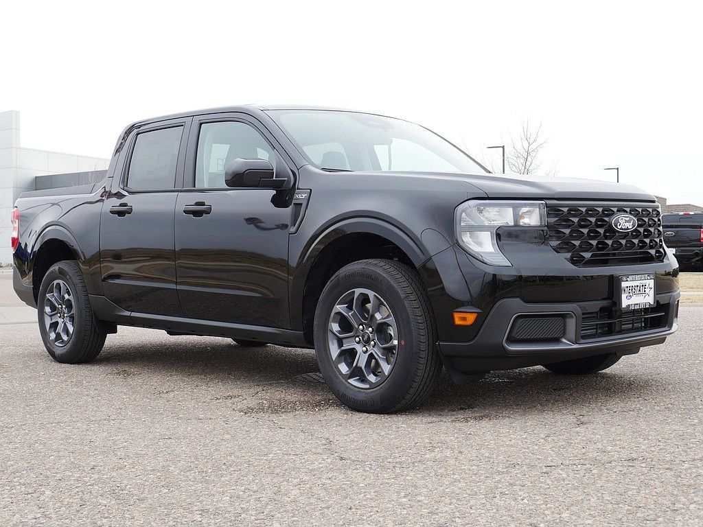 New 2026 Ford Maverick XLT w/ XLT Luxury Package AWD/4WD image 7