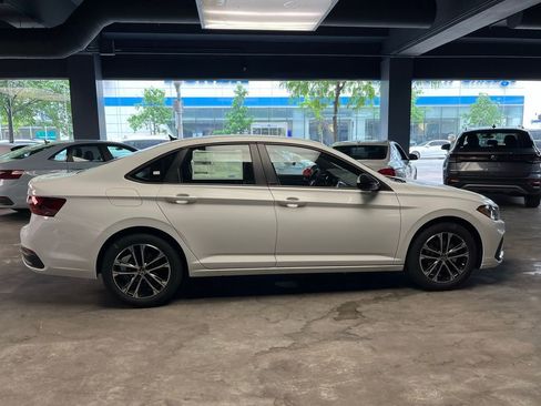 New 2025 Volkswagen Jetta Sport image 33