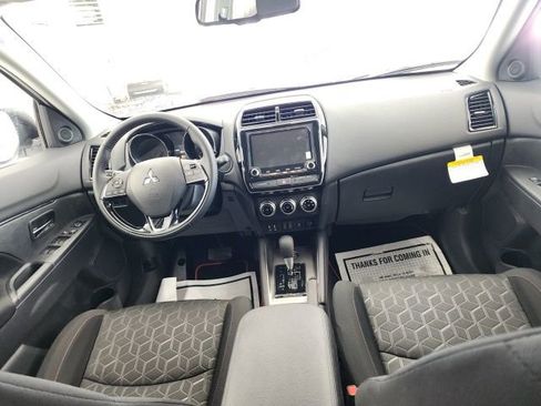 Used 2023 Mitsubishi Outlander Sport LE image 12