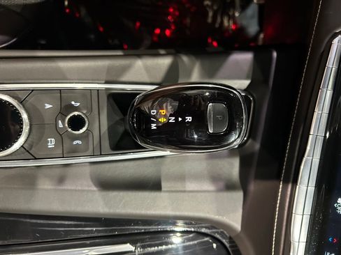 Used 2024 Cadillac Escalade V w/ LPO, ONYX Package AWD/4WD image 32