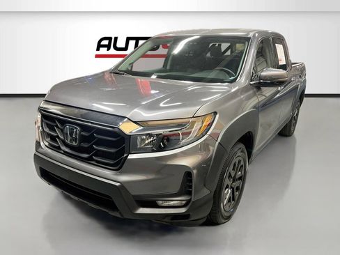 Used 2023 Honda Ridgeline RTL-E image 3