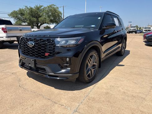 Used 2026 Ford Explorer ST w/ Sun And Sound Package AWD/4WD image 3