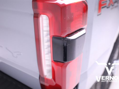 New 2026 Ford F250 Lariat w/ Lariat Premium Package image 44