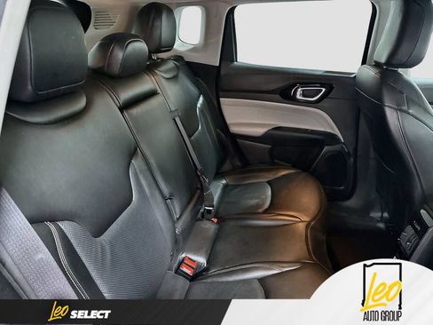 Used 2022 Jeep Compass Limited AWD/4WD image 29