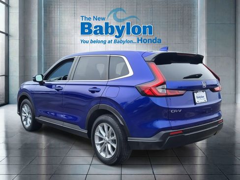 Used 2023 Honda CR-V EX image 3